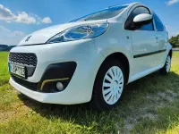 Gebraucht Peugeot 107 Active 68 PS (50 kW) 2012 Weiß Kleinwagen