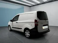 Gebraucht Ford Transit 101 PS (74 kW) 2023 Weiß Van / Kleinbus