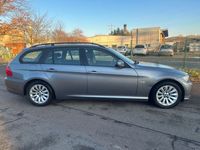 Gebraucht BMW 320 177 PS (130 kW) 2009 Silber Kombi