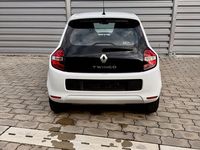 Second-hand Renault Twingo Expression 71 CP (52 kW) 2014 Alb Hatchback