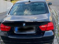 Gebraucht BMW 320 163 PS (119 kW) 2010 Limousine