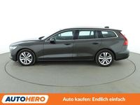 Gebraucht Volvo V60 Momentum 190 PS (139 kW) 2020 Grau Kombi