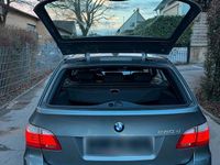 Gebraucht BMW 520 Advantage 177 PS (130 kW) 2009 Grau Kombi