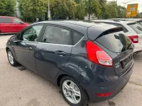 Gebraucht Ford Fiesta Titanium 101 PS (74 kW) 2014 Blau Kleinwagen