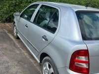 Gebraucht Skoda Fabia Comfort 75 PS (55 kW) 2001 Silber Kleinwagen