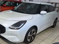 Neu Suzuki Swift Comfort+ 83 PS (61 kW) 2025 Caravan ivory Kleinwagen