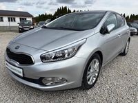 Gebraucht Kia Ceed Spirit 128 PS (94 kW) 2014 Silber Kleinwagen
