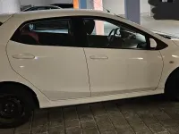 Gebraucht Mazda 2 Inclusive 103 PS (75 kW) 2009 Weiß Kleinwagen