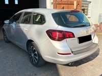 Gebraucht Opel Astra Sport 140 PS (102 kW) 2011 Silber Kombi