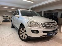 Gebraucht Mercedes ML320 224 PS (164 kW) 2008 Silber SUV