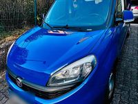 Gebraucht Fiat Doblò 95 PS (69 kW) 2016 Blau Van / Kleinbus