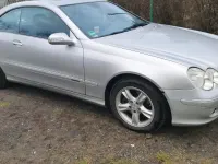 Gebraucht Mercedes CLK240 170 PS (125 kW) 2003 Silber Coupé