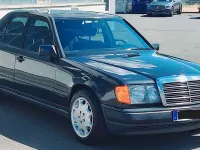 Gebraucht Mercedes 200 105 PS (77 kW) 1988 Schwarz Limousine