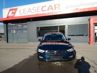 Gebraucht VW Passat 150 PS (110 kW) 2020 Blau Limousine