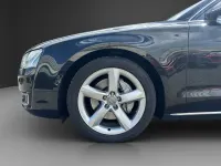 Gebraucht Audi A8 262 PS (192 kW) 2015 Havannaschwarz metal (metallic) Limousine