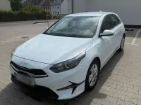 Gebraucht Kia Ceed 160 PS (117 kW) 2022 Weiß Kleinwagen