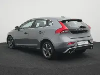 Gebraucht Volvo V40 R-Design 120 PS (88 kW) 2015 Grau Kombi