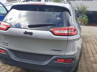 Gebraucht Jeep Cherokee Night Eagle 200 PS (147 kW) 2016 Billet silver clear coatmetallic SUV