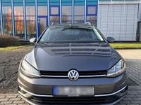 Gebraucht VW Golf VII Join 116 PS (85 kW) 2018 Grau Kombi