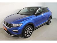 gebraucht VW T-Roc 2.0 TDI Active 7-DSG Navi, PDC, SHZ, GJR