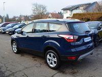 Gebraucht Ford Kuga Titanium 150 PS (110 kW) 2018 Blau SUV