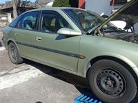 Gebraucht Opel Vectra 136 PS (100 kW) 1996 Grün Limousine