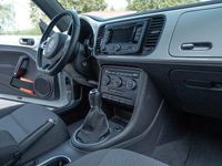 Second-hand VW Beetle Design 140 CP (102 kW) 2013 Alb Hatchback