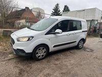 Gebraucht Ford Transit Trend 101 PS (74 kW) 2019 Frostweiß Kombi