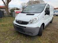 Gebraucht Opel Vivaro 114 PS (83 kW) 2015 Weiß Van / Kleinbus
