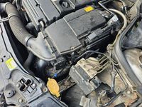 Gebraucht Mercedes C180 Classic 143 PS (105 kW) 2003 Silber Kombi