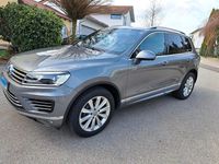Gebraucht VW Touareg Exclusive 262 PS (192 kW) 2016 Grau SUV
