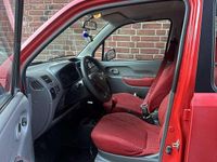 Gebraucht Opel Agila Comfort 75 PS (55 kW) 2002 Rot Van / Kleinbus