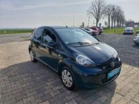 Gebraucht Toyota Aygo 68 PS (50 kW) 2011 Schwarz Kleinwagen