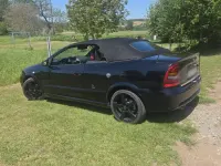 Gebraucht Opel Astra Cabriolet 152 PS (111 kW) 2002 Schwarz Cabrio