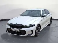 Gebraucht BMW 330 245 PS (180 kW) 2025 Mineralweiß metallic Limousine