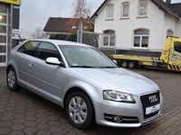 Gebraucht Audi A3 Attraction 120 PS (88 kW) 2012 Eissilber metallic Kleinwagen