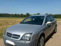 Begagnad Opel Vectra 140 HK (102 kW) 2003 Silver Sedan