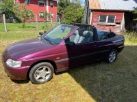 Gebraucht Ford Escort Cabriolet 90 PS (66 kW) 1995 Violet Cabrio