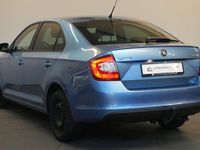 Gebraucht Skoda Rapid Ambition 122 PS (89 kW) 2013 Blau Limousine