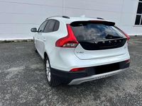 Gebraucht Volvo V40 CC 120 PS (88 kW) 2017 Weiß Kombi