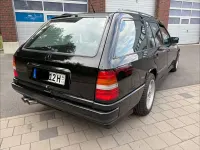 Gebraucht Mercedes 230 132 PS (97 kW) 1989 Schwarz Limousine