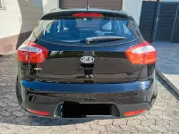 Gebraucht Kia Rio Spirit 86 PS (63 kW) 2011 Schwarz Limousine