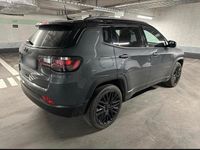 Gebraucht Jeep Compass 140 PS (102 kW) 2022 Grau SUV