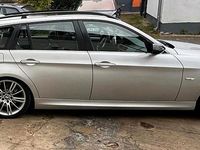 Gebraucht BMW 330 245 PS (180 kW) 2007 Silber Kombi