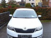 Gebraucht Skoda Rapid Cool Edition 105 PS (77 kW) 2015 Weiß Kleinwagen