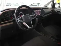 Second-hand VW Caddy 122 CP (89 kW) 2022 Alb Monovolum