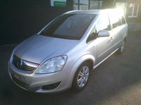 Gebraucht Opel Zafira Innovation 110 PS (80 kW) 2011 Silber Van / Kleinbus