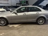 Gebraucht Mercedes C180 156 PS (114 kW) 2009 Palladiumsilber Limousine