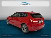 Gebraucht BMW 118 Sport Line 136 PS (100 kW) 2023 Melbourne red Kleinwagen