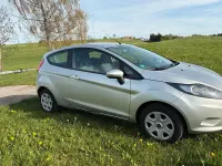 Usata Ford Fiesta 65 CV (47 kW) 2010 Argento Utilitaria